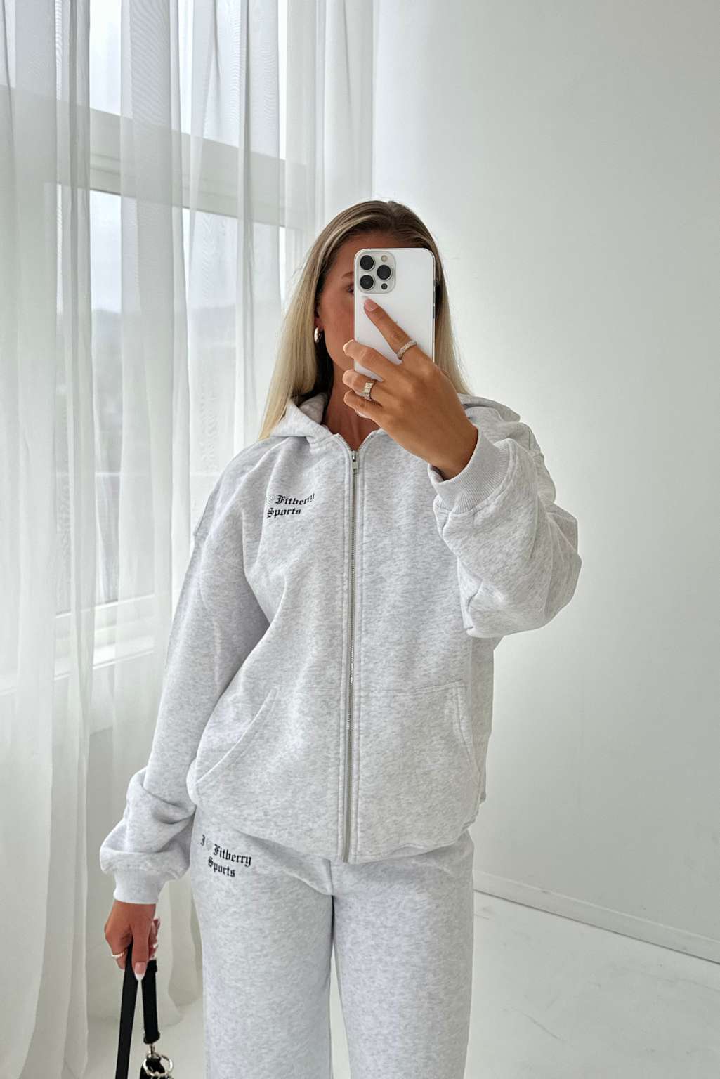 I ♥ FITBERRY OVERSIZED ZIP HOODIE