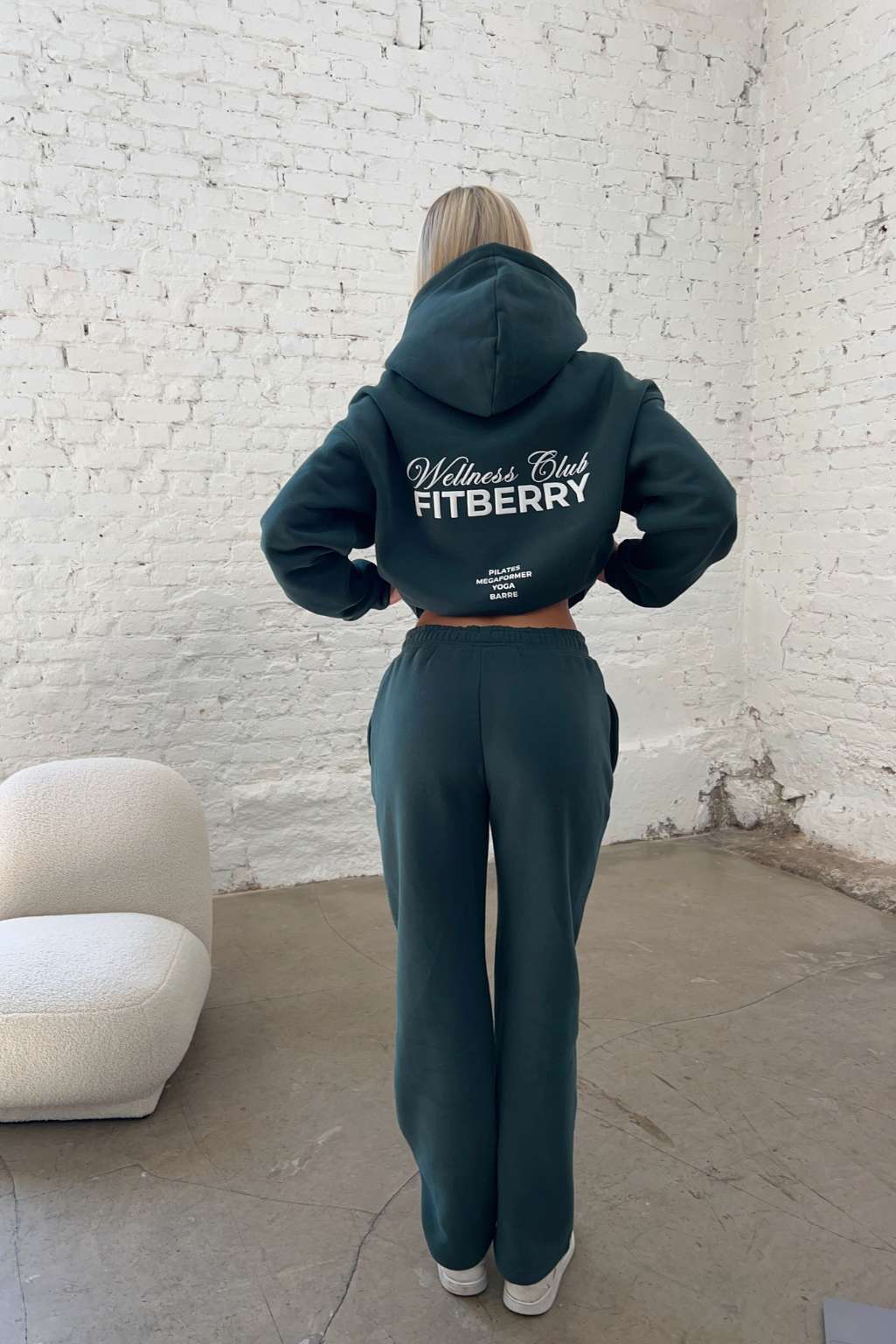 WELLNESS CLUB OVERSIZED HOODIE