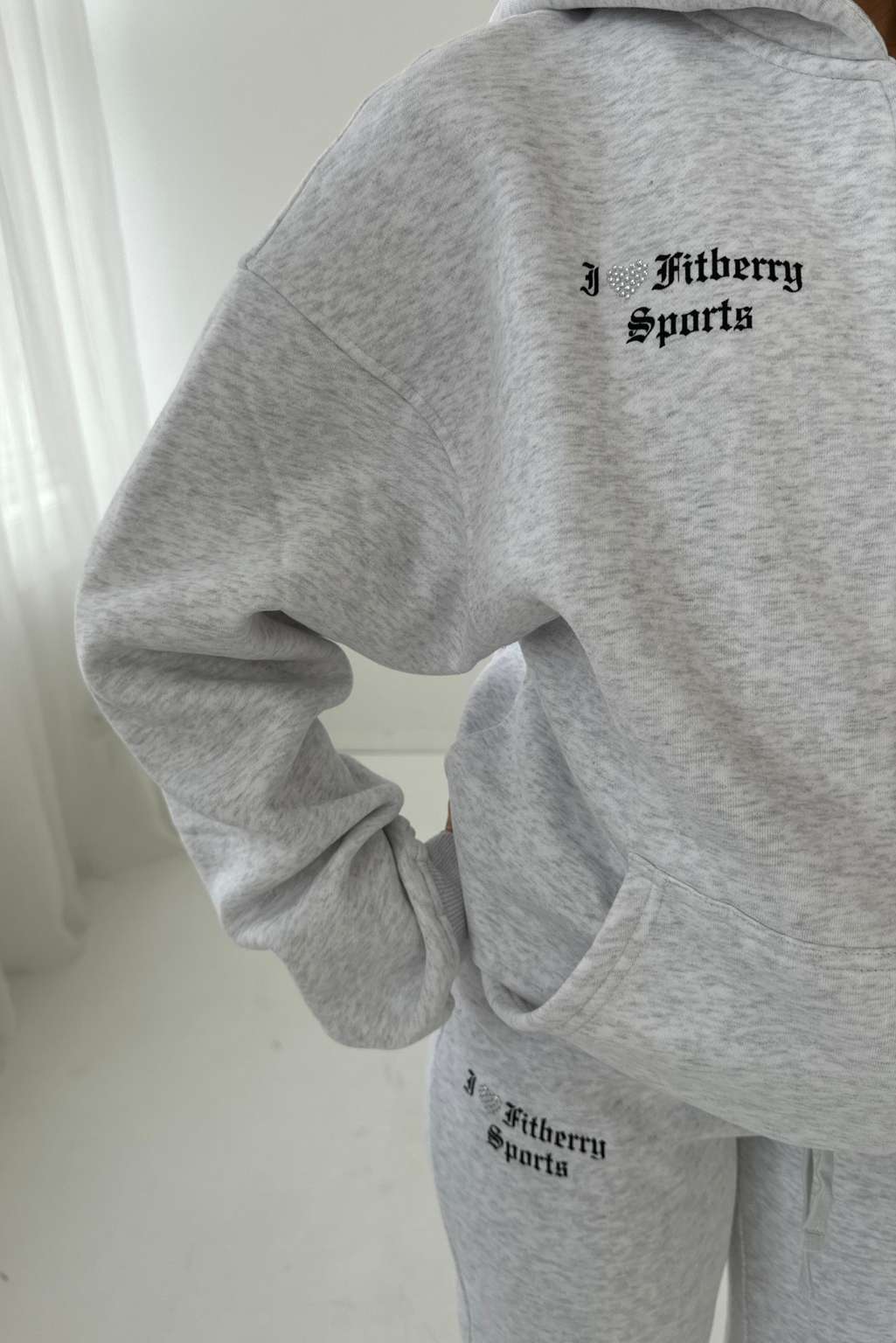 I ♥ FITBERRY OVERSIZED ZIP HOODIE