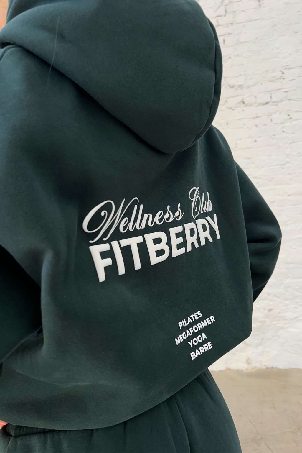 WELLNESS CLUB OVERSIZED HOODIE
