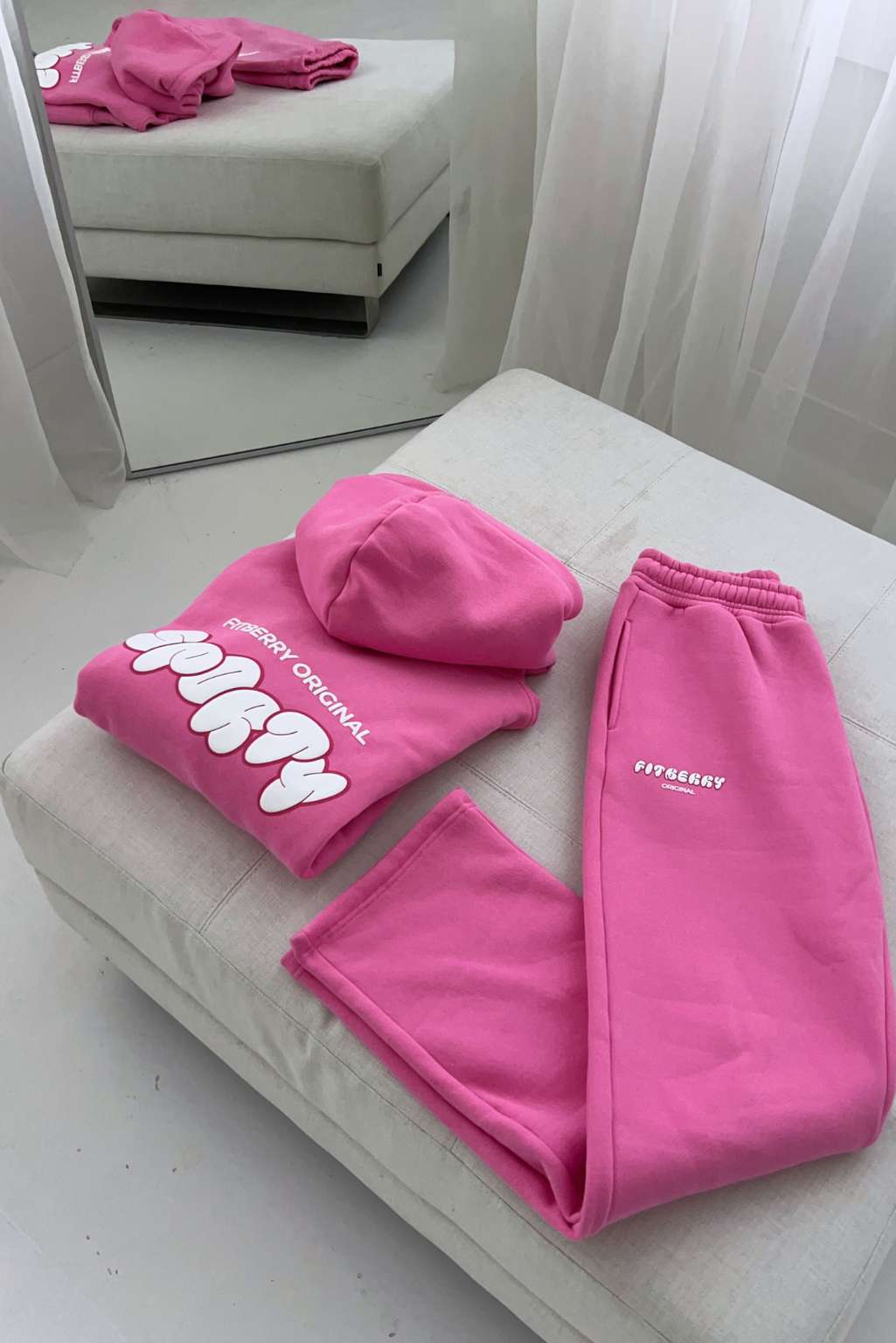 SPORTY STRAIGHT LEG JOGGERS