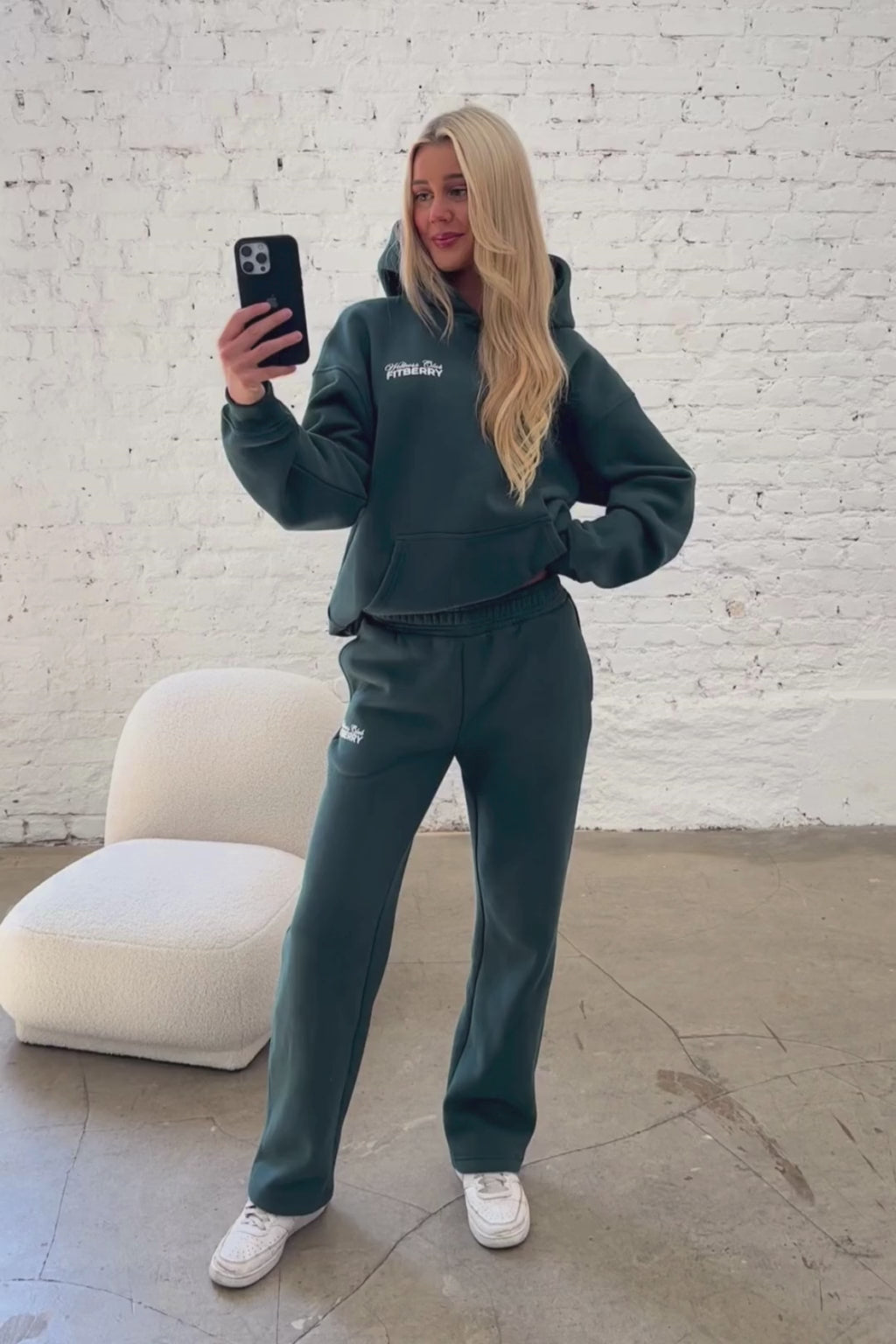 WELLNESS CLUB OVERSIZED HOODIE